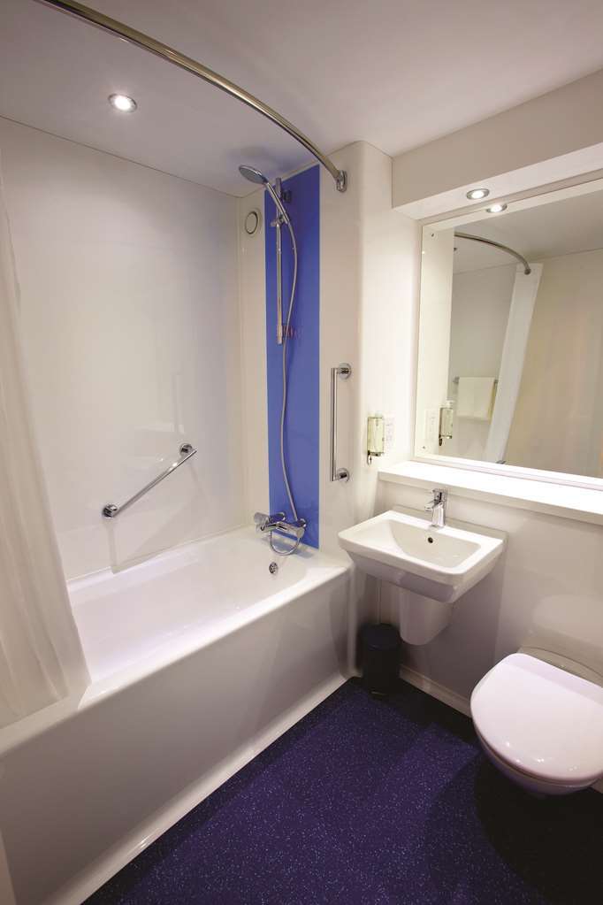 Travelodge Bradford Central Zimmer foto