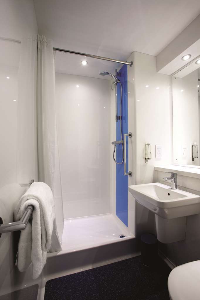 Travelodge Bradford Central Zimmer foto